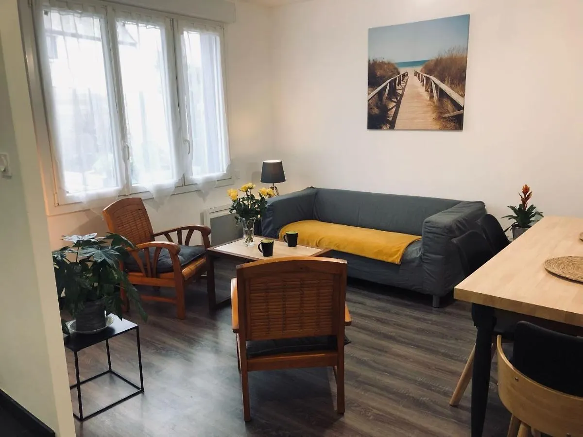 Comfortable Holiday Home With A Spacious Terrace Area Near The Sea Sibiril 0*,
